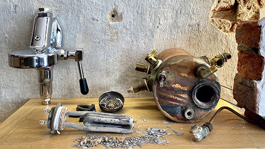 Afgebroken leiding door kalk en oxidatie VBM Super